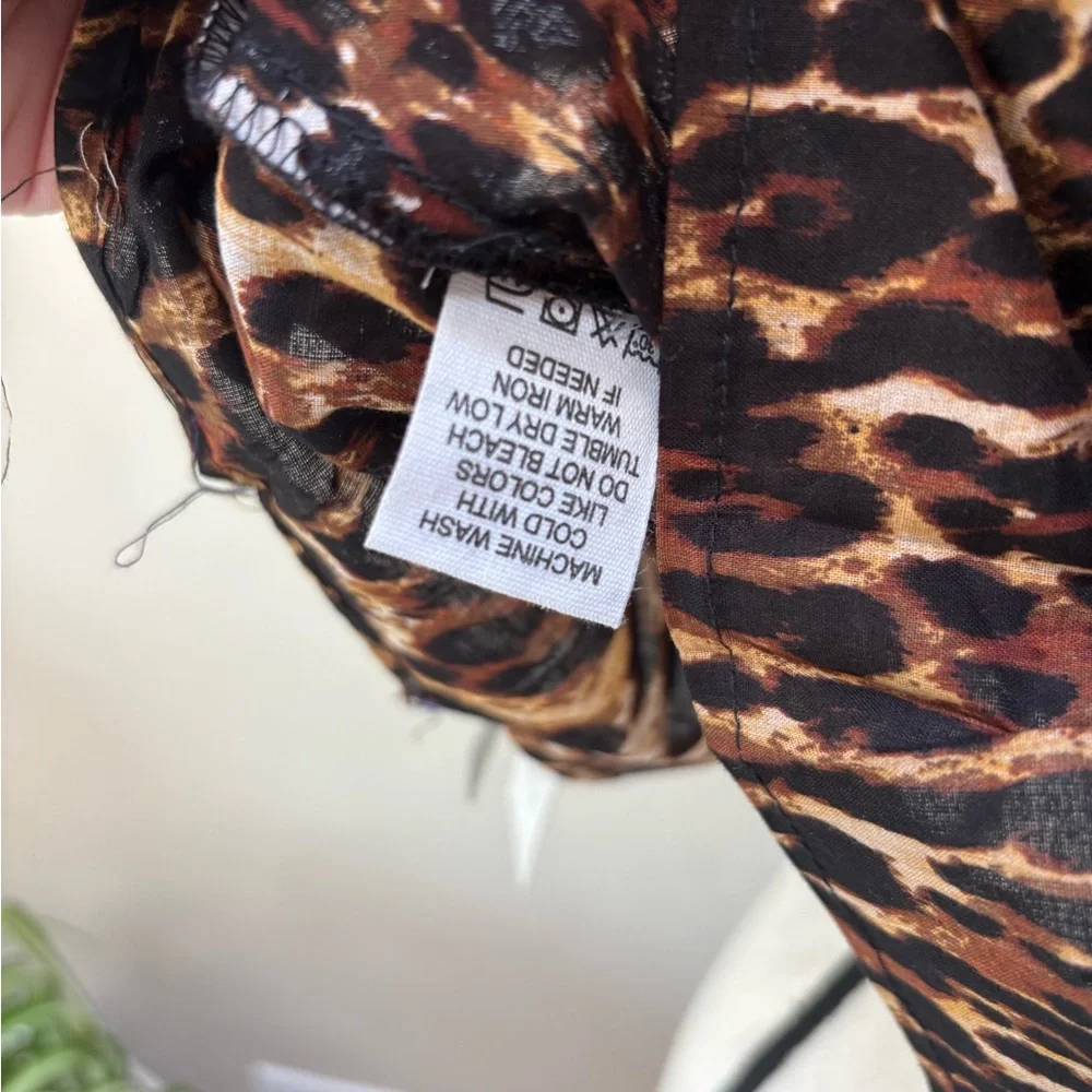NWT Live 4 Truth Leopard Print Puff Sleeve Blouse - Picture 10 of 11